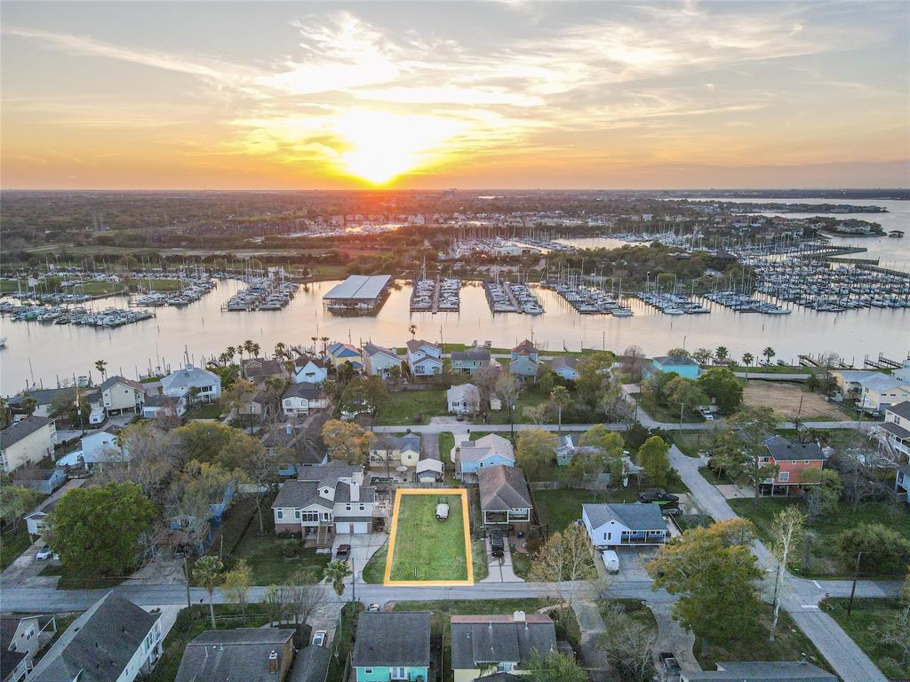 Oak Road, Clear Lake Shores, Texas image 6