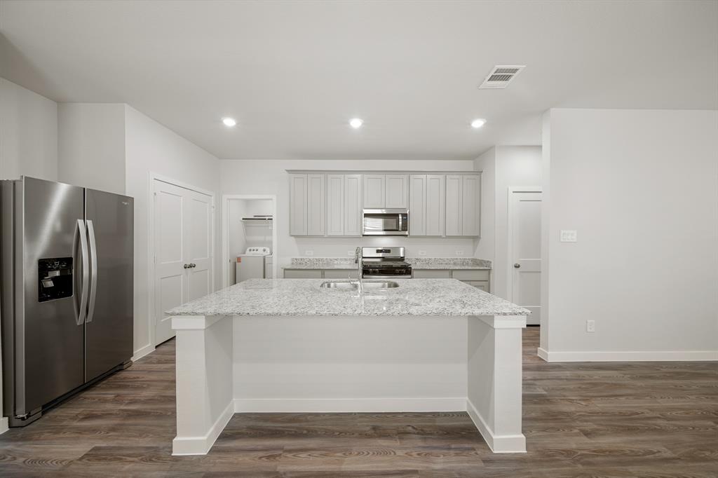 26219 Park Cove Lane, Willis, Texas image 3