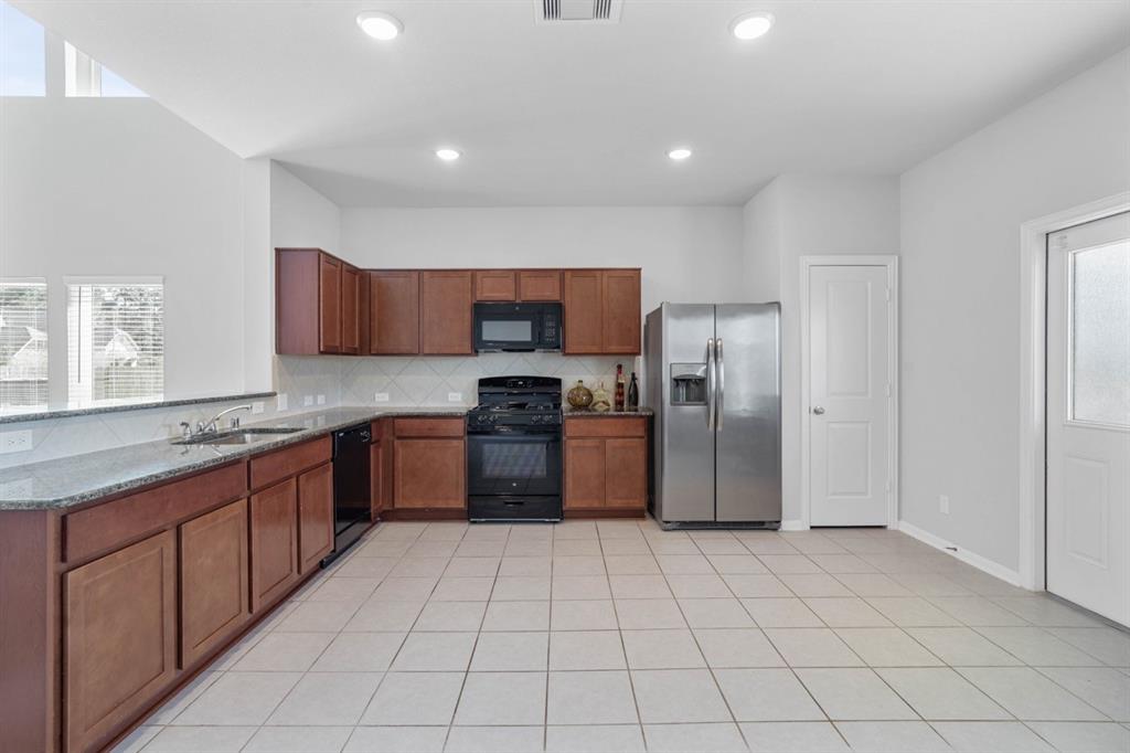18874 Cedar Birch Lane, Magnolia, Texas image 13