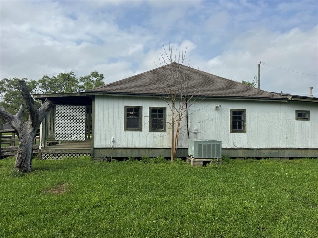 201 Luciana Street, Clute, Texas image 27