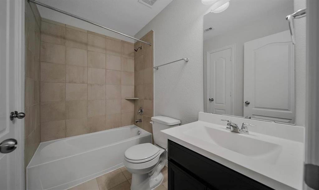 Photo 11 of 12 of 7146 Fannin Street townhome