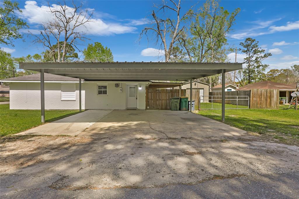 2008 Holbrook Street, Dayton, Texas image 5