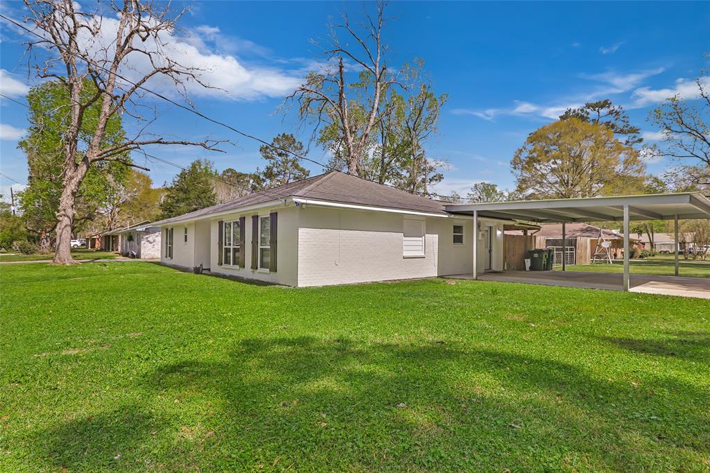2008 Holbrook Street, Dayton, Texas image 4
