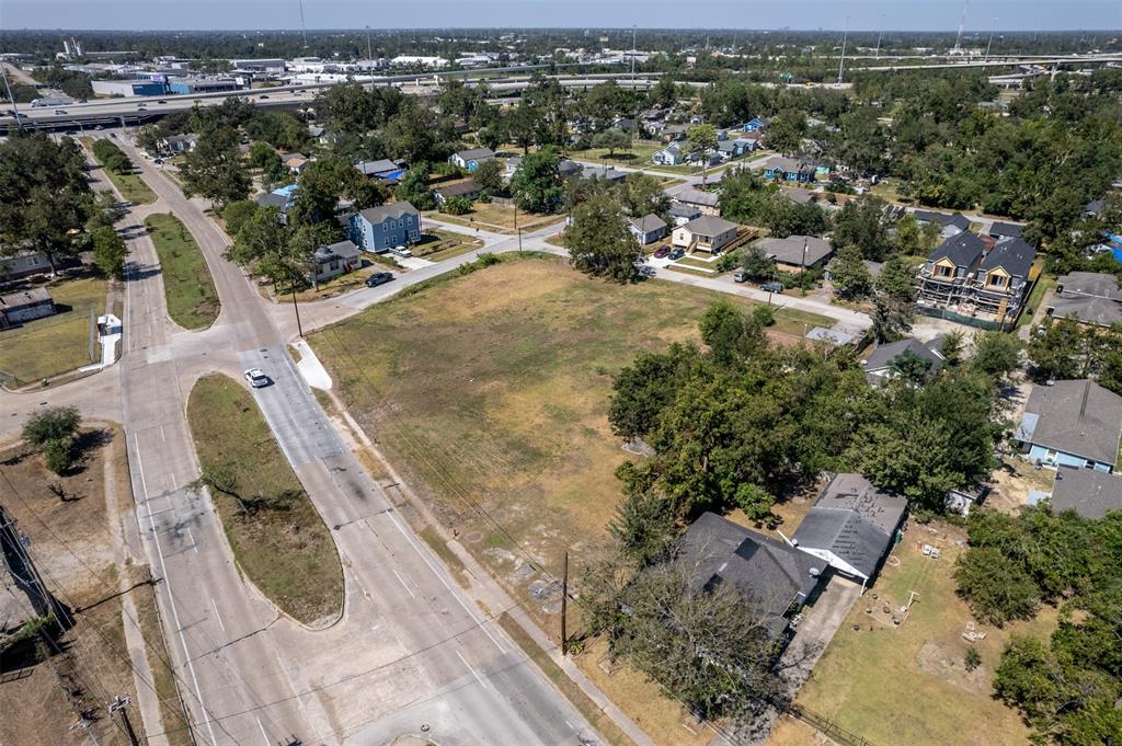 3313 Cavalcade Street, Houston, Texas image 6