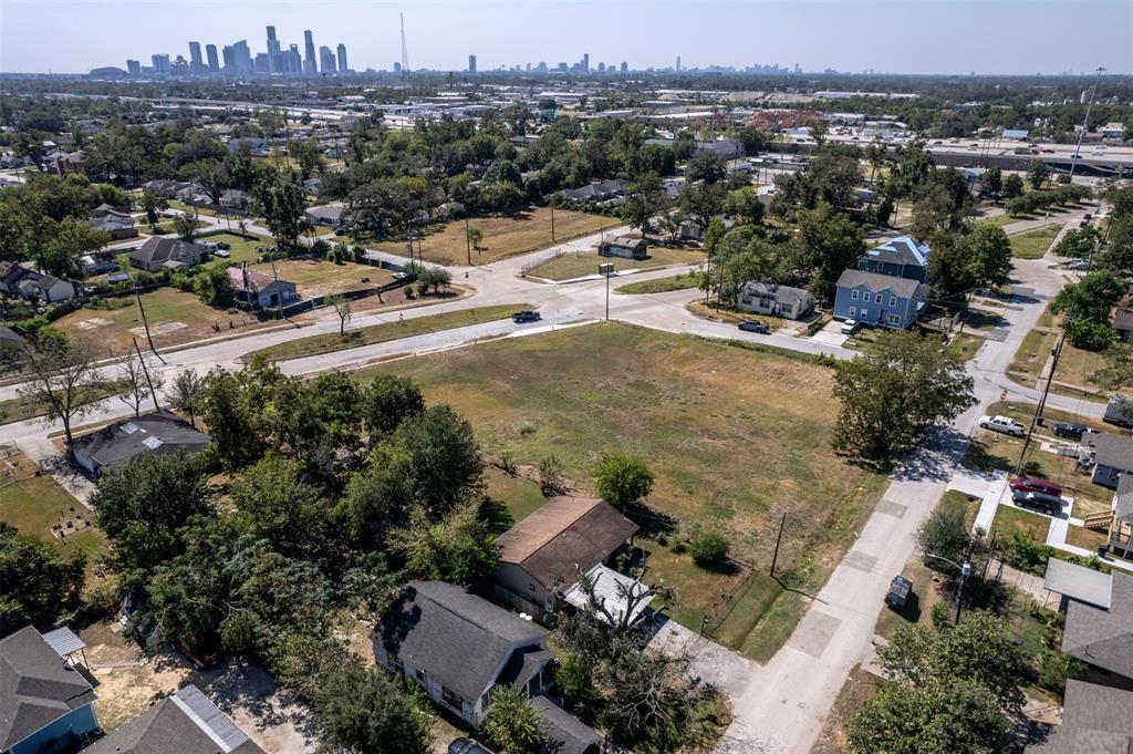3313 Cavalcade Street, Houston, Texas image 10
