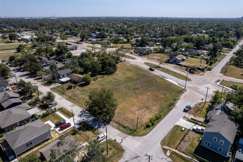 3313 Cavalcade Street, Houston, Texas image 18