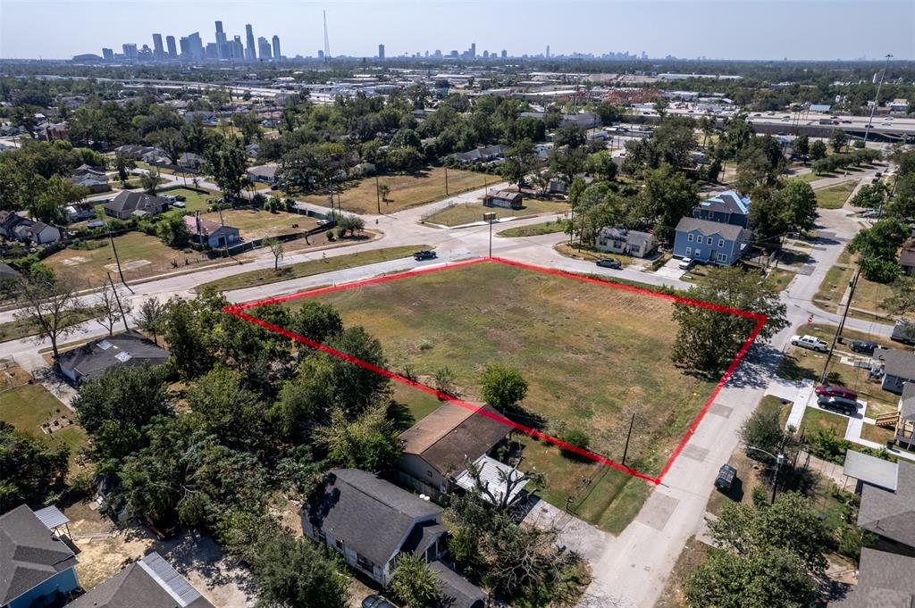 3313 Cavalcade Street, Houston, Texas image 2