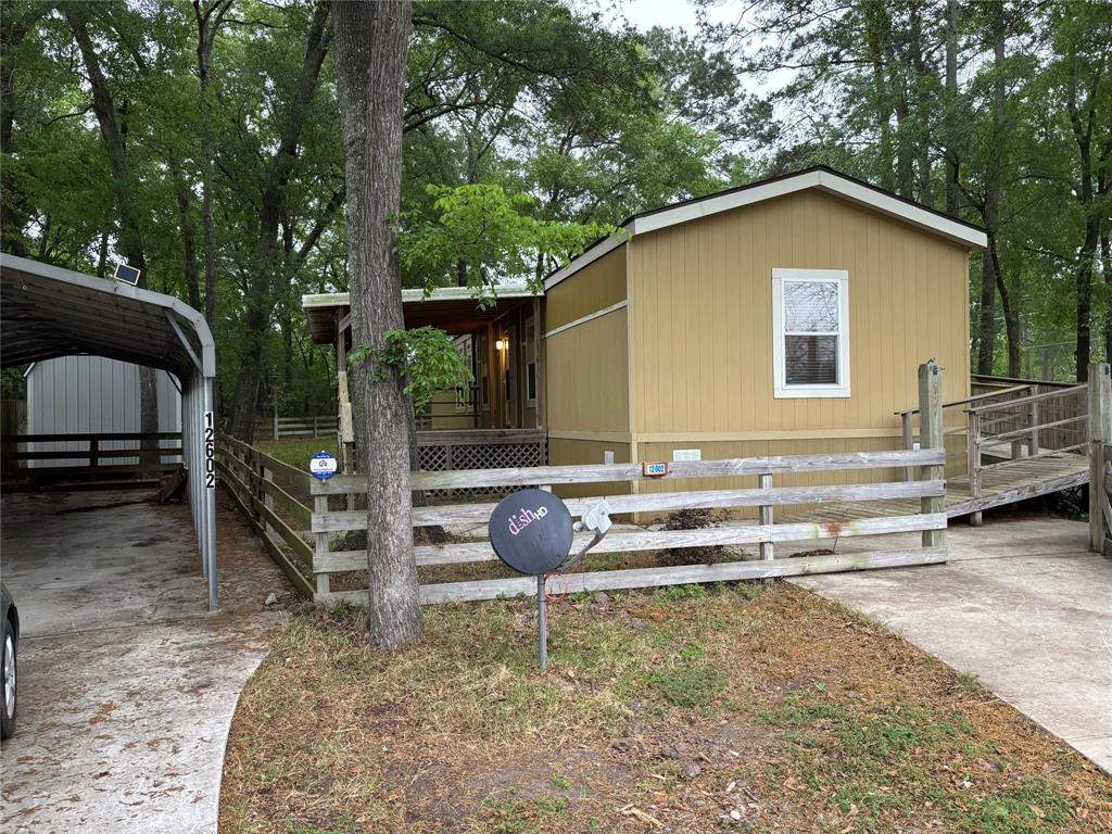 12602 Paradise View Court Court, Willis, Texas image 1