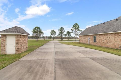 A home in Angleton