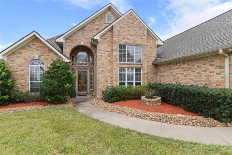 A home in Angleton