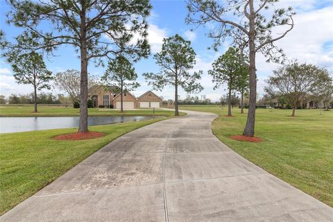 A home in Angleton