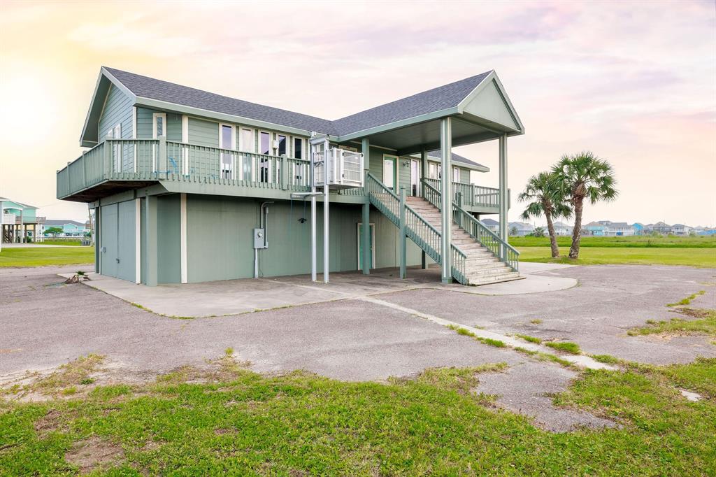 3120 Highway 87 Highway, Crystal Beach, Texas image 2