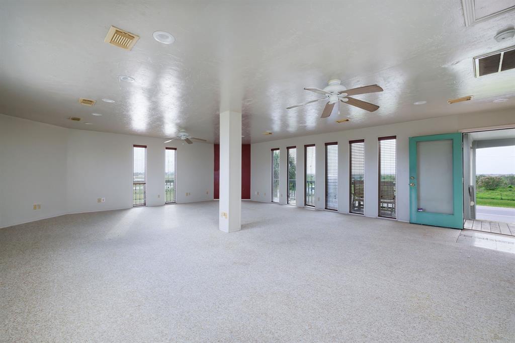 3120 Highway 87 Highway, Crystal Beach, Texas image 13