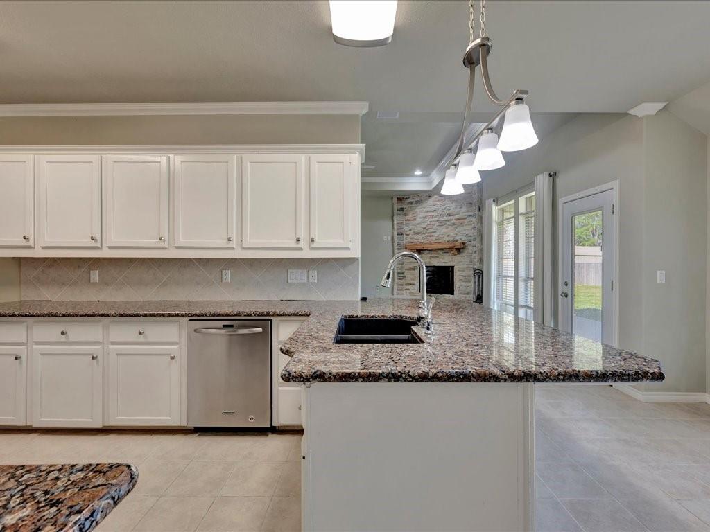 235 Creekwood Drive, Huntington, Texas image 29