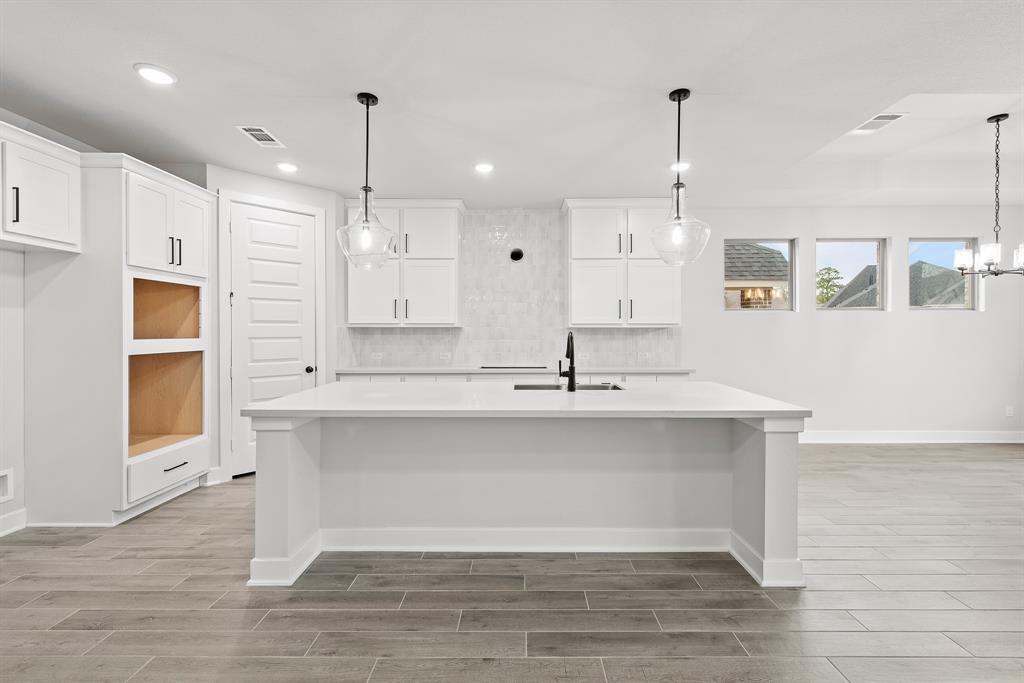 5226 Benton Woods Trail