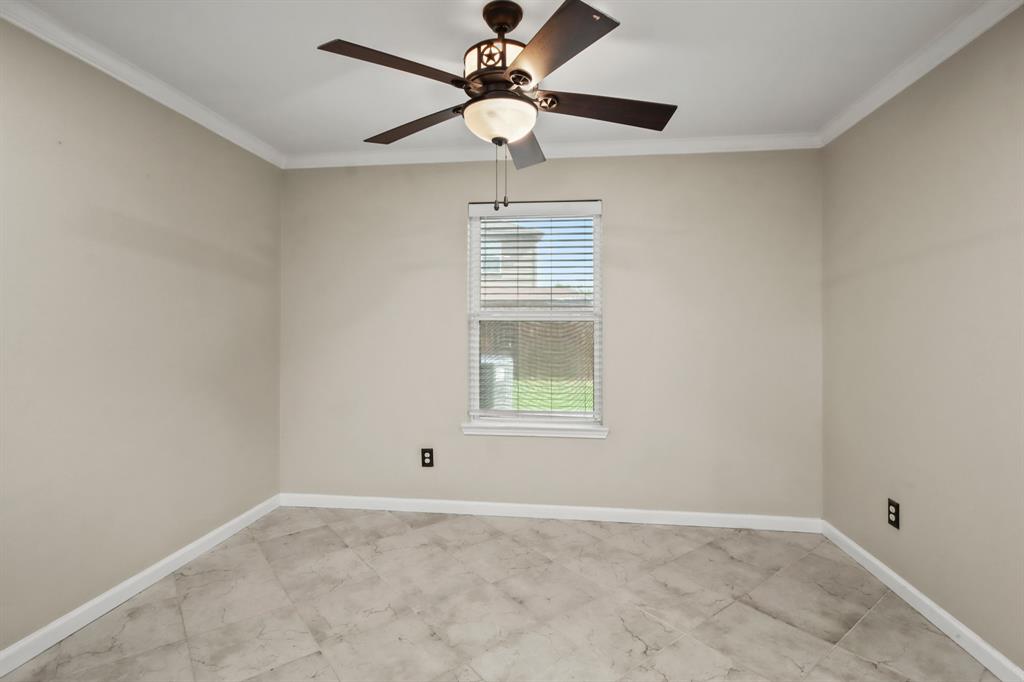 9123 Snapping Turtle Drive, Humble, Texas image 5