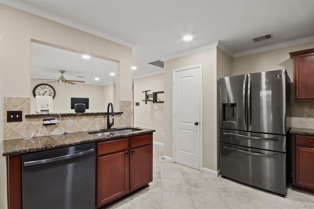 9123 Snapping Turtle Drive, Humble, Texas image 8