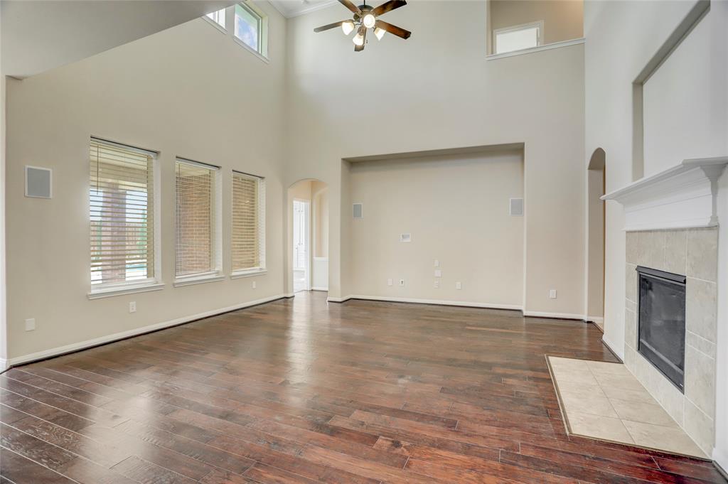 5402 Bending Branch Drive, Missouri City, Texas image 11