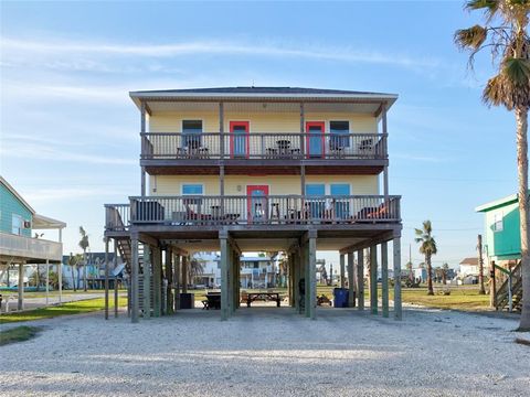 Single Family Residence in Surfside Beach TX 406 Sea Shell Dr.jpg