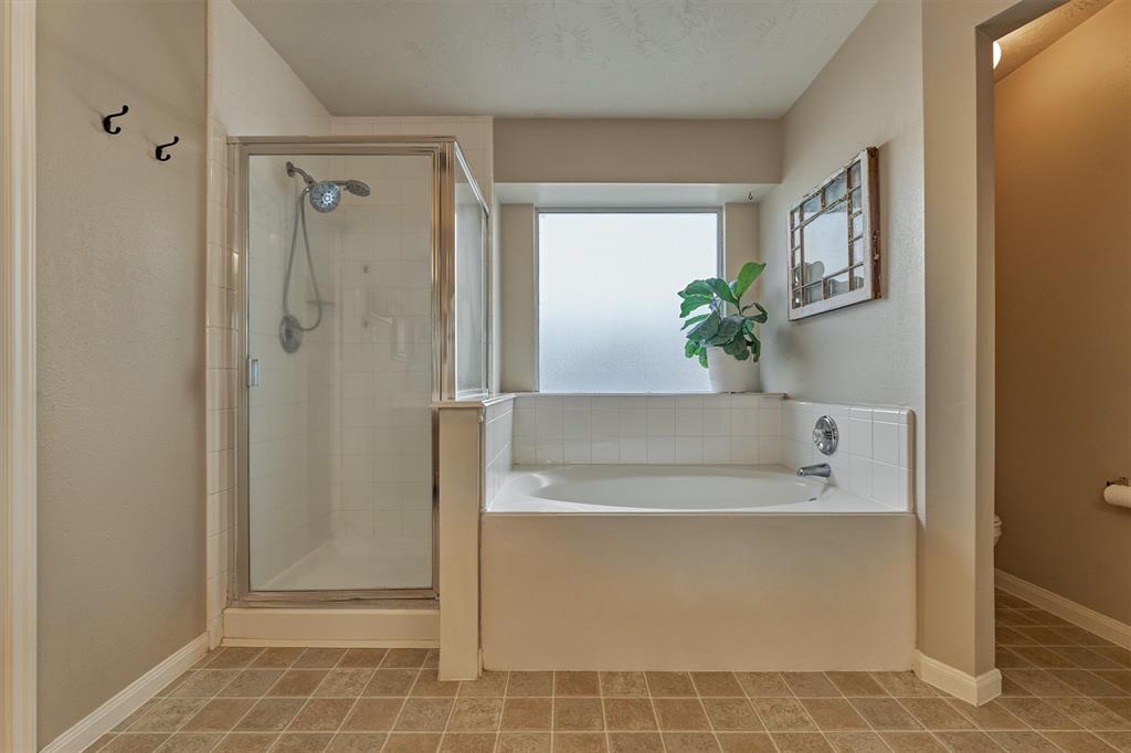 7430 Stonesfield Place, Spring, Texas image 20