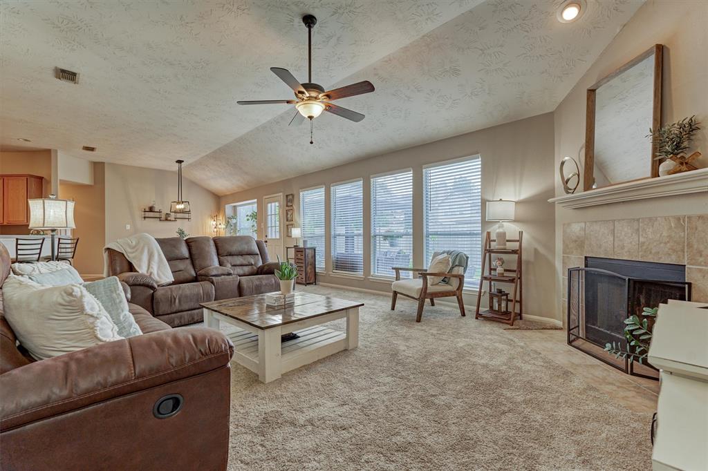 7430 Stonesfield Place, Spring, Texas image 15