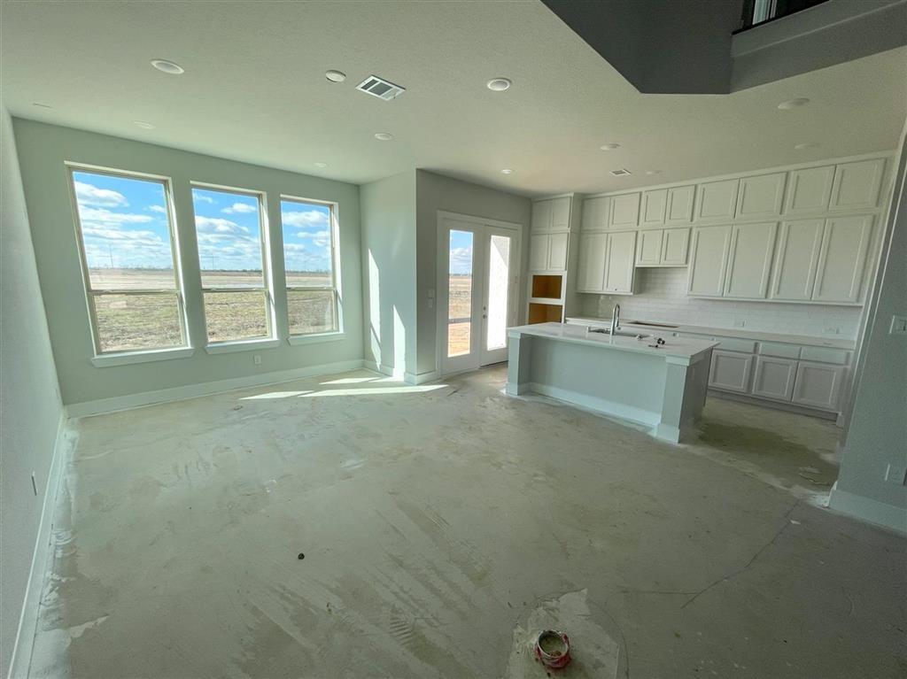 Photo 3 of 22 of 16643 Lake Austin Street townhome