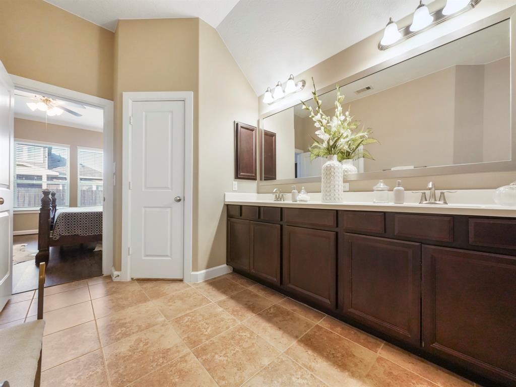3306 Asbury Glen Court, Spring, Texas image 17