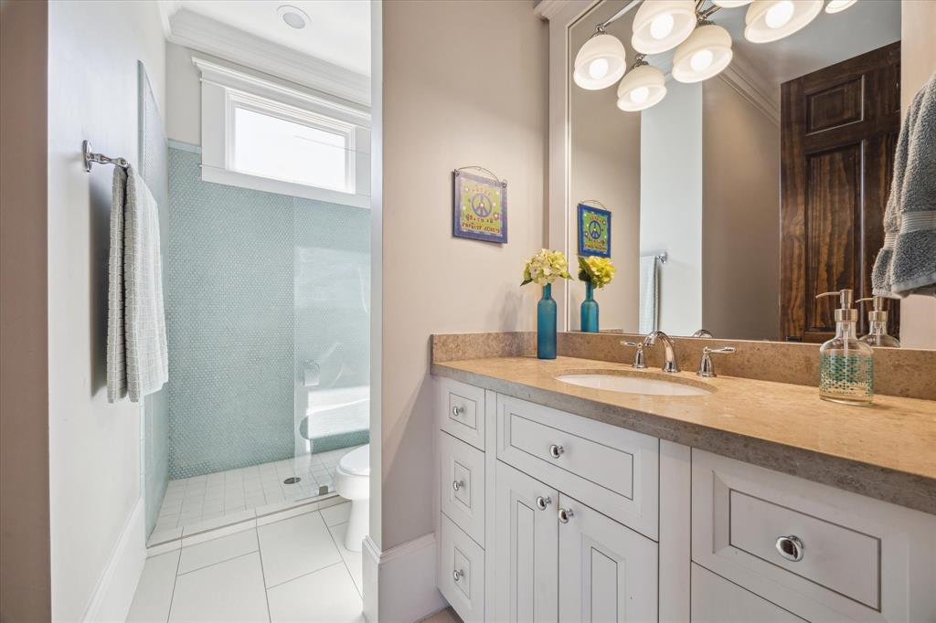 2208 Arlington Street, Houston, Texas image 33