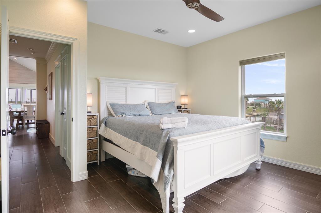 1086 Pennington Street, Gilchrist, Texas image 26