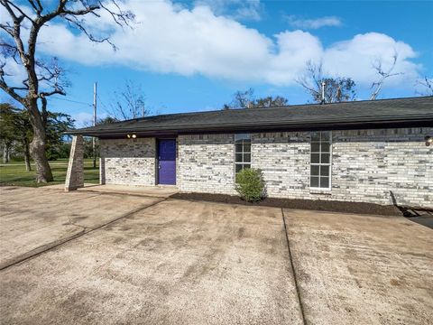 A home in Angleton