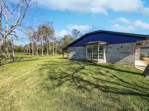 A home in Angleton