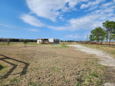 3373 E Highway 6 Alvin TX 77511