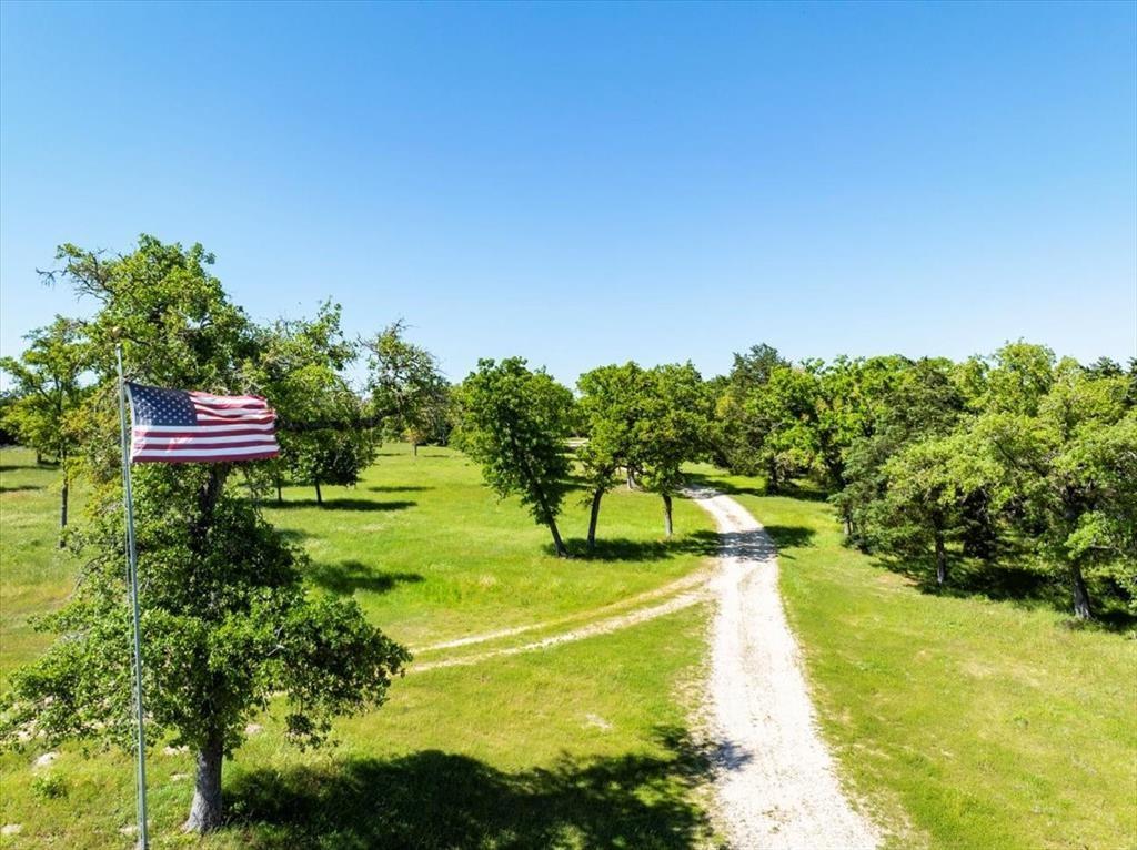 575 Redtop Lane, Red Rock, Texas image 3