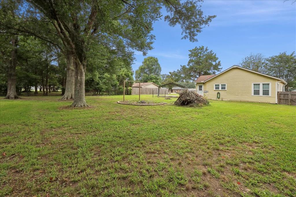 751 Bridgeview Street, Bridge City, Texas image 13