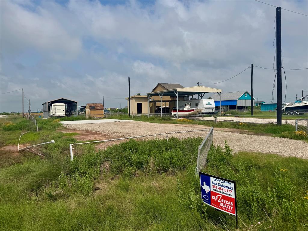 6226 White Cap Street, Sargent, Texas image 3