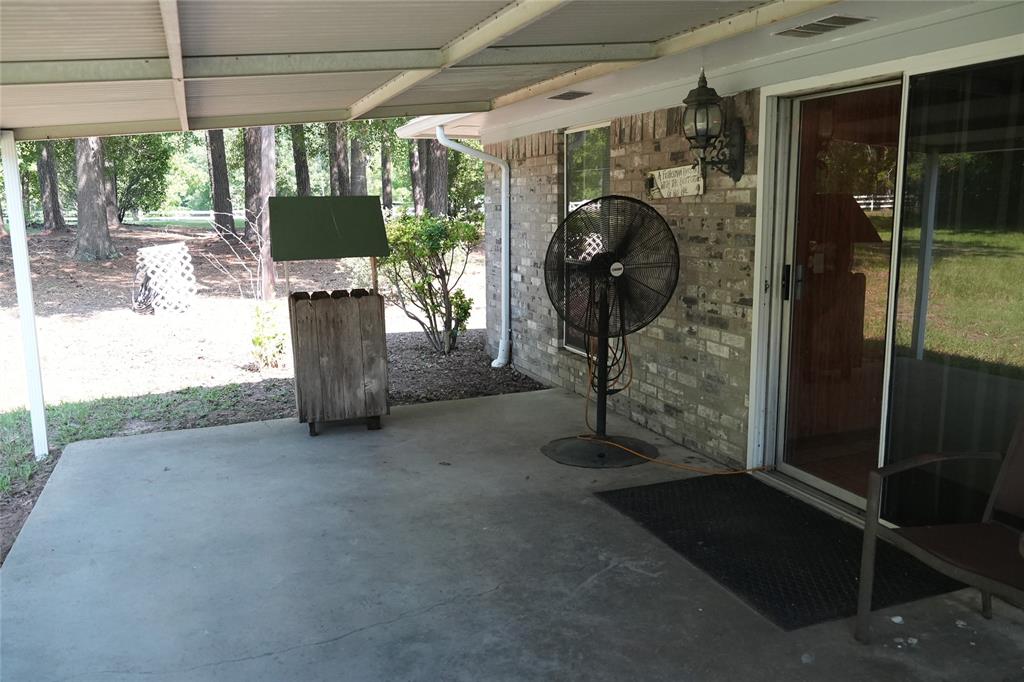 213 Fm 2558, Broaddus, Texas image 11
