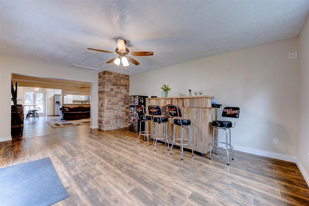5308 Tanglebriar Drive, Dickinson, Texas image 17