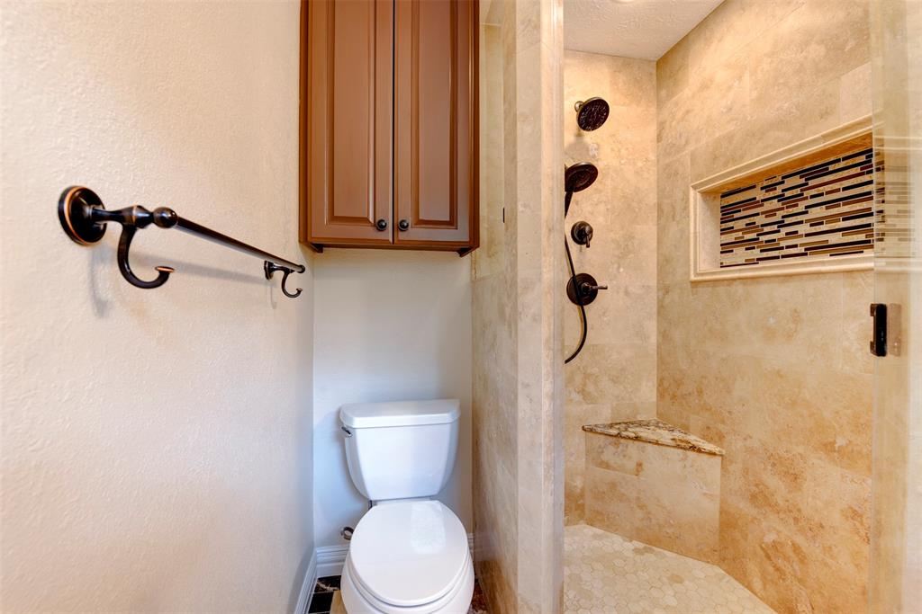 5308 Tanglebriar Drive, Dickinson, Texas image 20