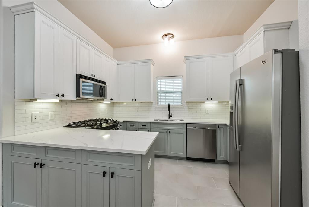 1109 W 15th 1/2 Street #B, Houston, Texas image 12