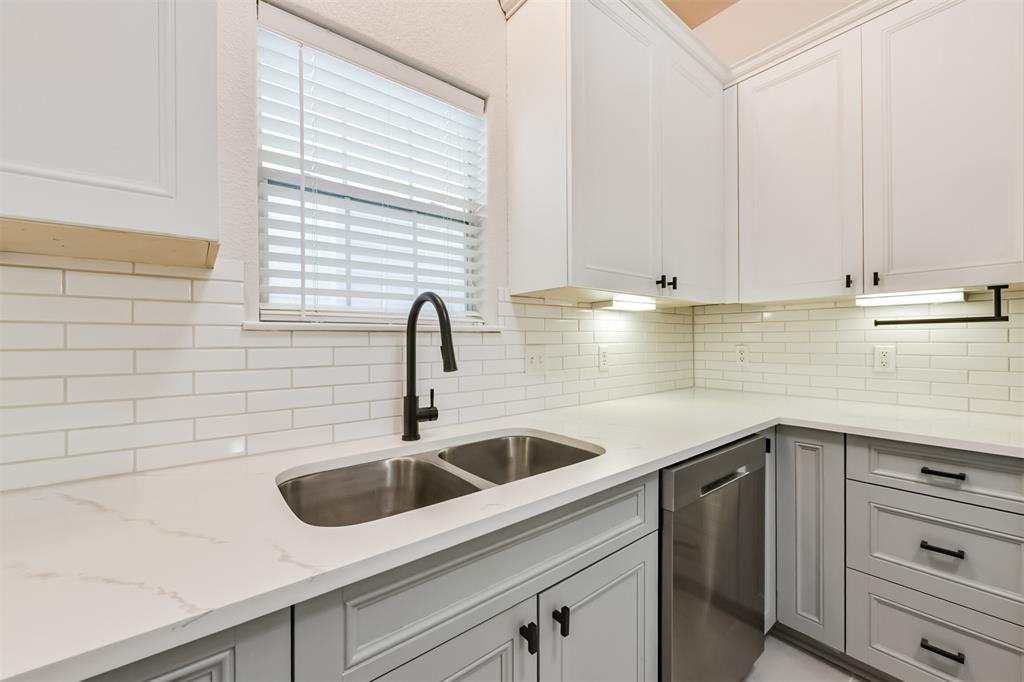 1109 W 15th 1/2 Street #B, Houston, Texas image 11