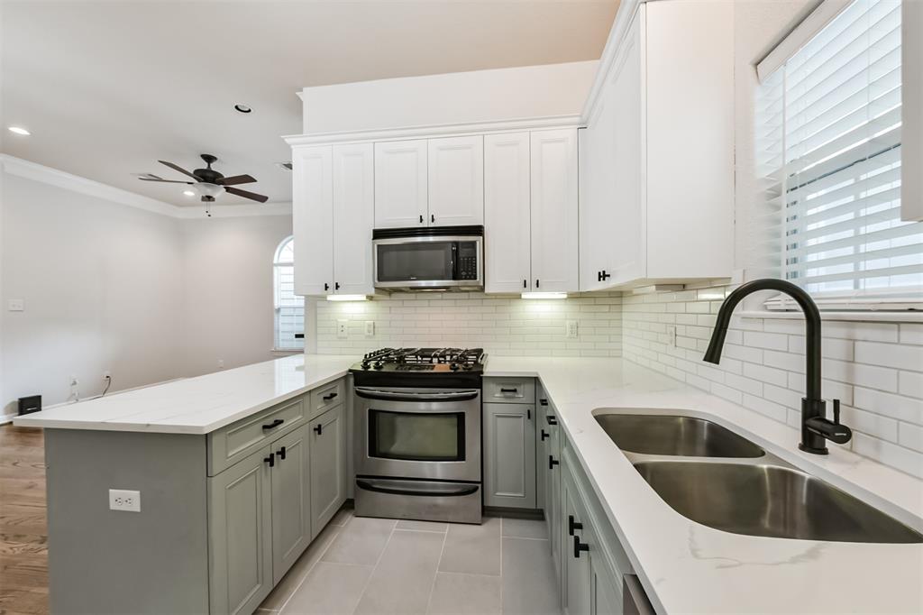 1109 W 15th 1/2 Street #B, Houston, Texas image 10