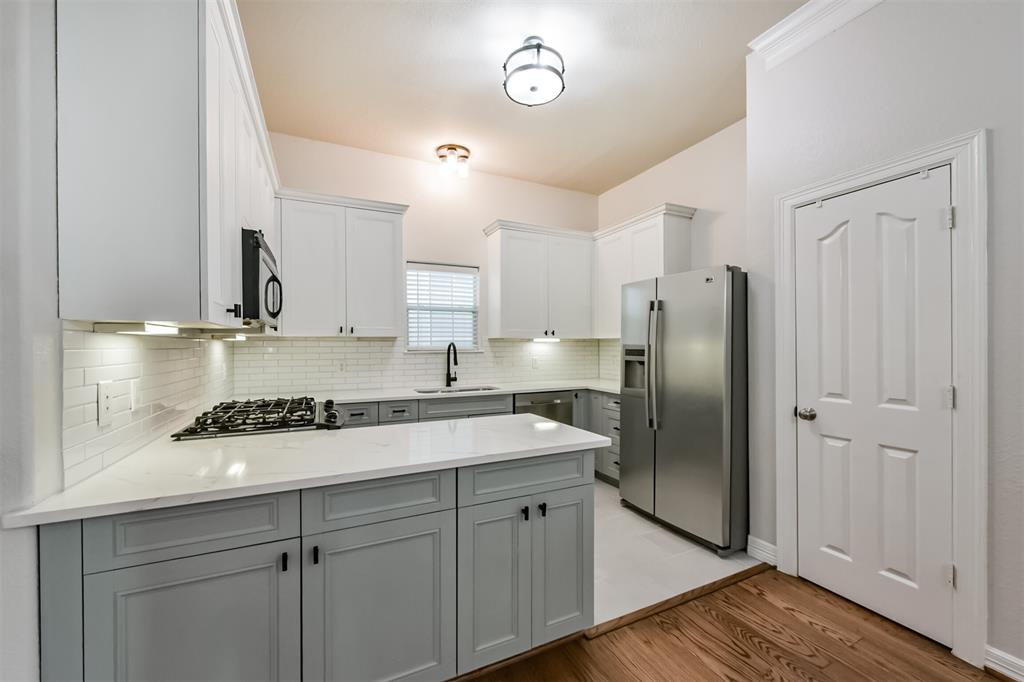 1109 W 15th 1/2 Street #B, Houston, Texas image 9