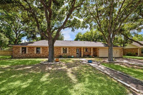 Single Family Residence in Eagle Lake TX 714 Partridge Lane.jpg