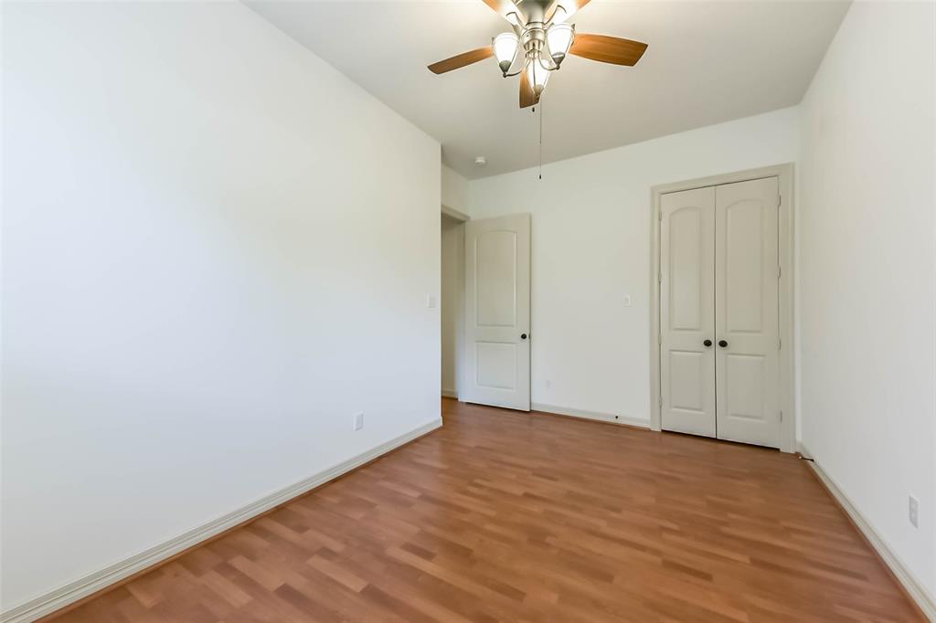 1543 Garden Lakes Drive, Friendswood, Texas image 39