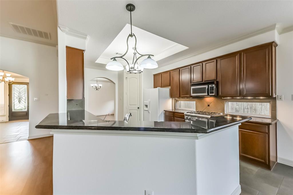 1543 Garden Lakes Drive, Friendswood, Texas image 10
