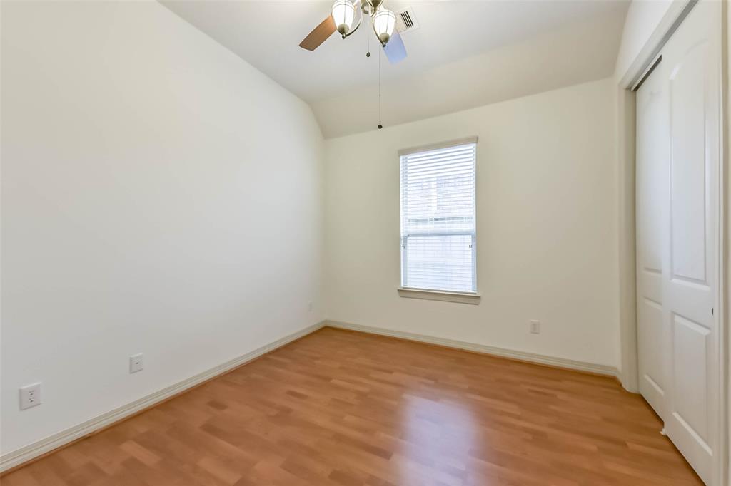 1543 Garden Lakes Drive, Friendswood, Texas image 36