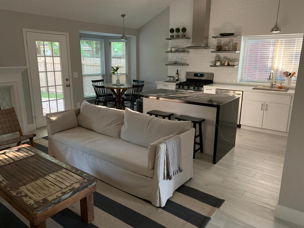 179 N Dreamweaver Circle