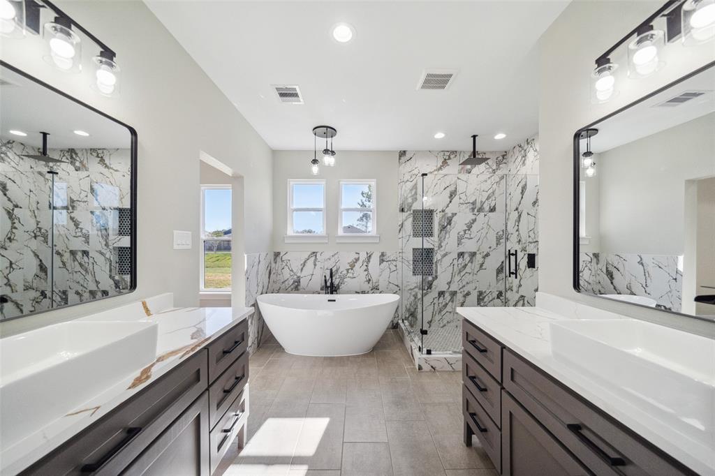 237 Crestview Drive, West Columbia, Texas image 22