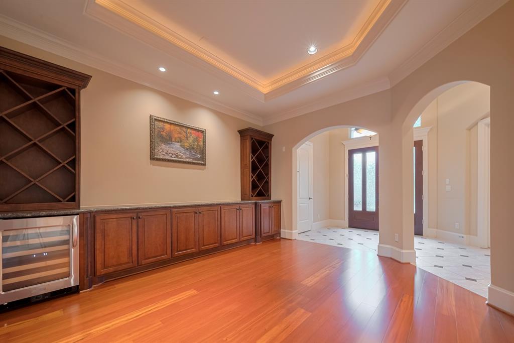 12404 Baymeadow Drive Drive, Pearland, Texas image 6