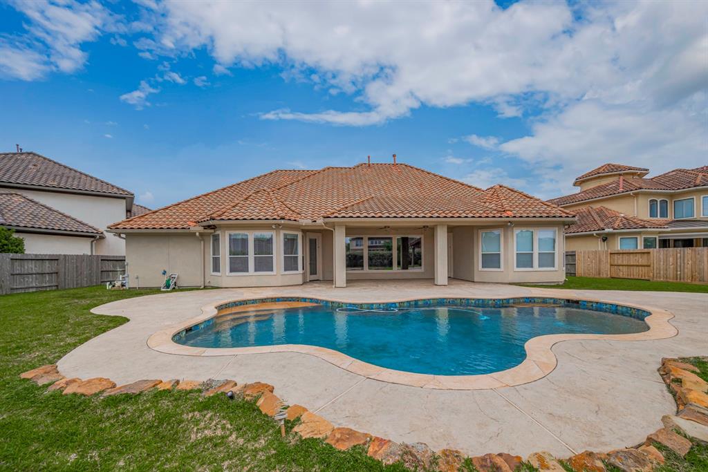 12404 Baymeadow Drive Drive, Pearland, Texas image 22